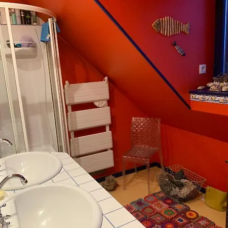 Quarto em Acomodações Particulares Chez Christian